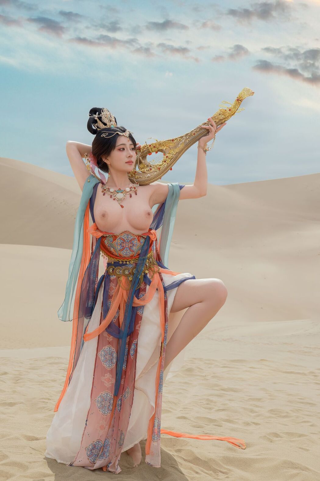 Coser@年年Nnian – 飞天 (64P)