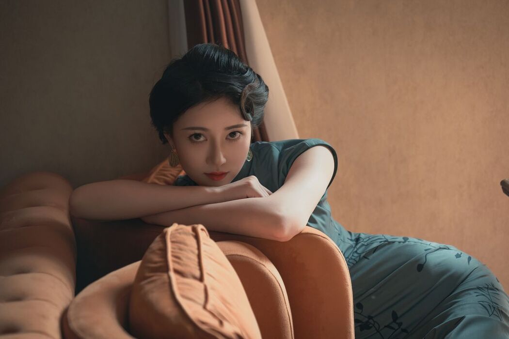 Coser@年年Nnian – 海上花 (81P)