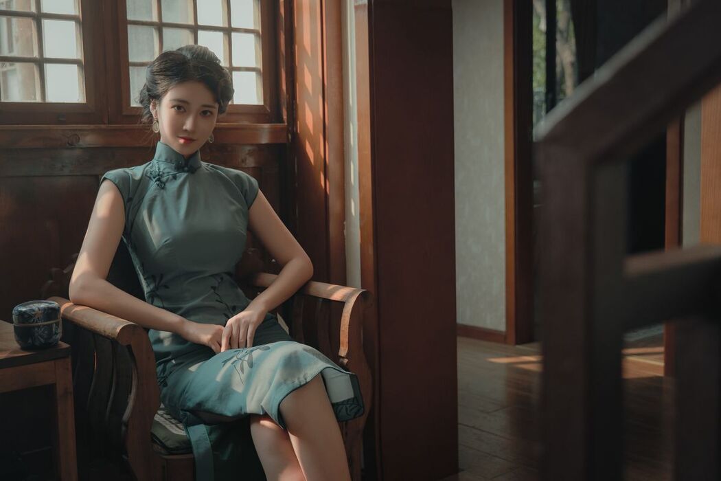 Coser@年年Nnian – 海上花 (81P)