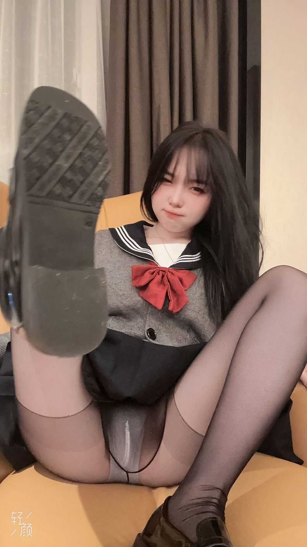 Coser@爱吃甜食的仔仔酱 zzxxruru Part1 (72P – 50V)