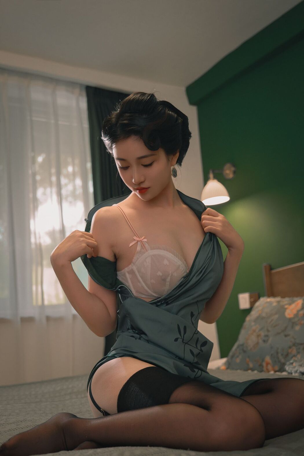 Coser@年年Nnian – 海上花 (81P)