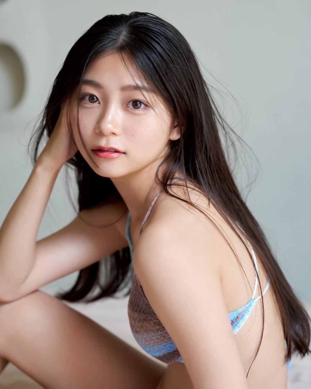 Ai Inamitsu 稲光亜依, Young Jump 2025 No.36・37 (ヤングジャンプ 2025年36・37号)