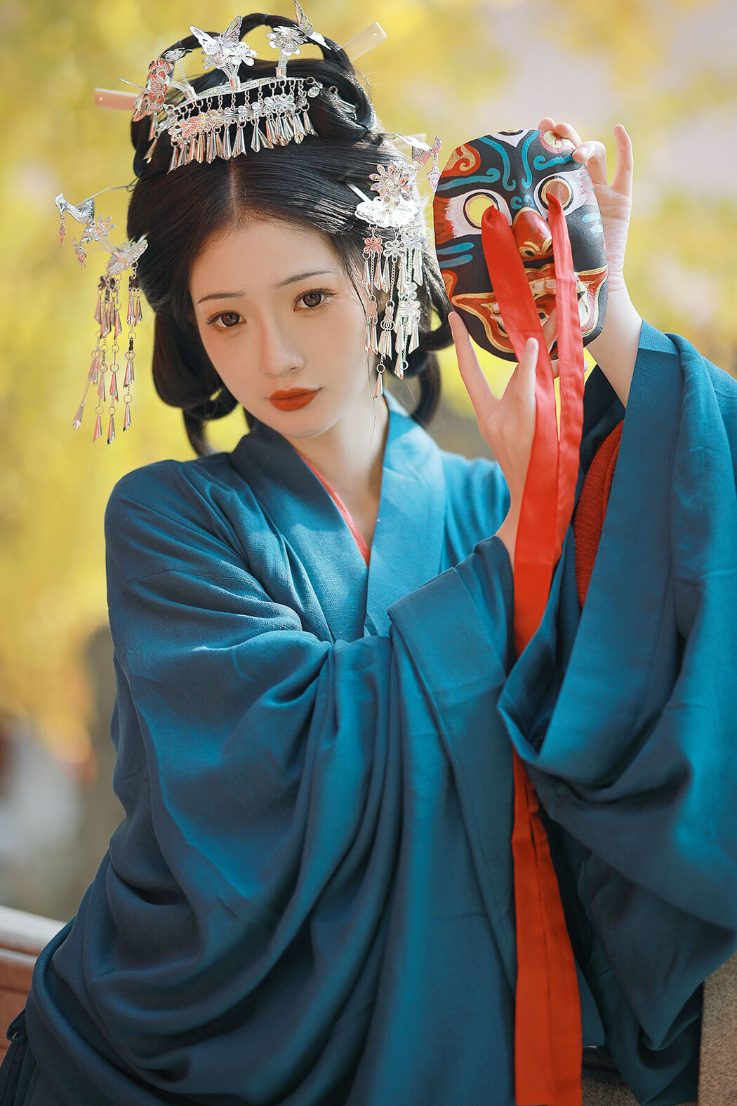YiTuYu艺图语 Vol.8249 小呆同学 (21P) Cover Photo