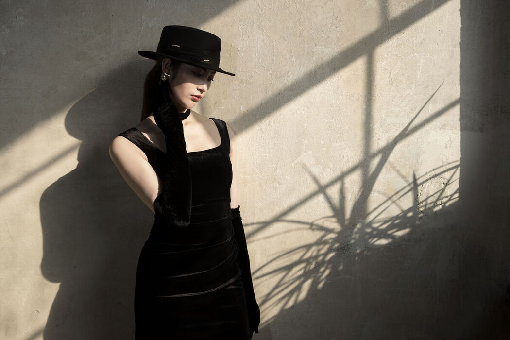 YiTuYu艺图语 Vol.8251 SUNNY (25P)