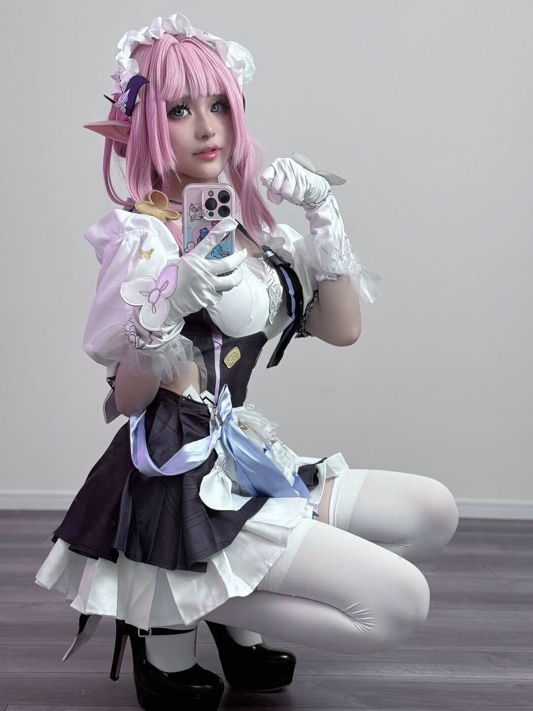 Coser@幼愛Youmeko – 崩坏3 爱莉希雅女仆装 (21P)