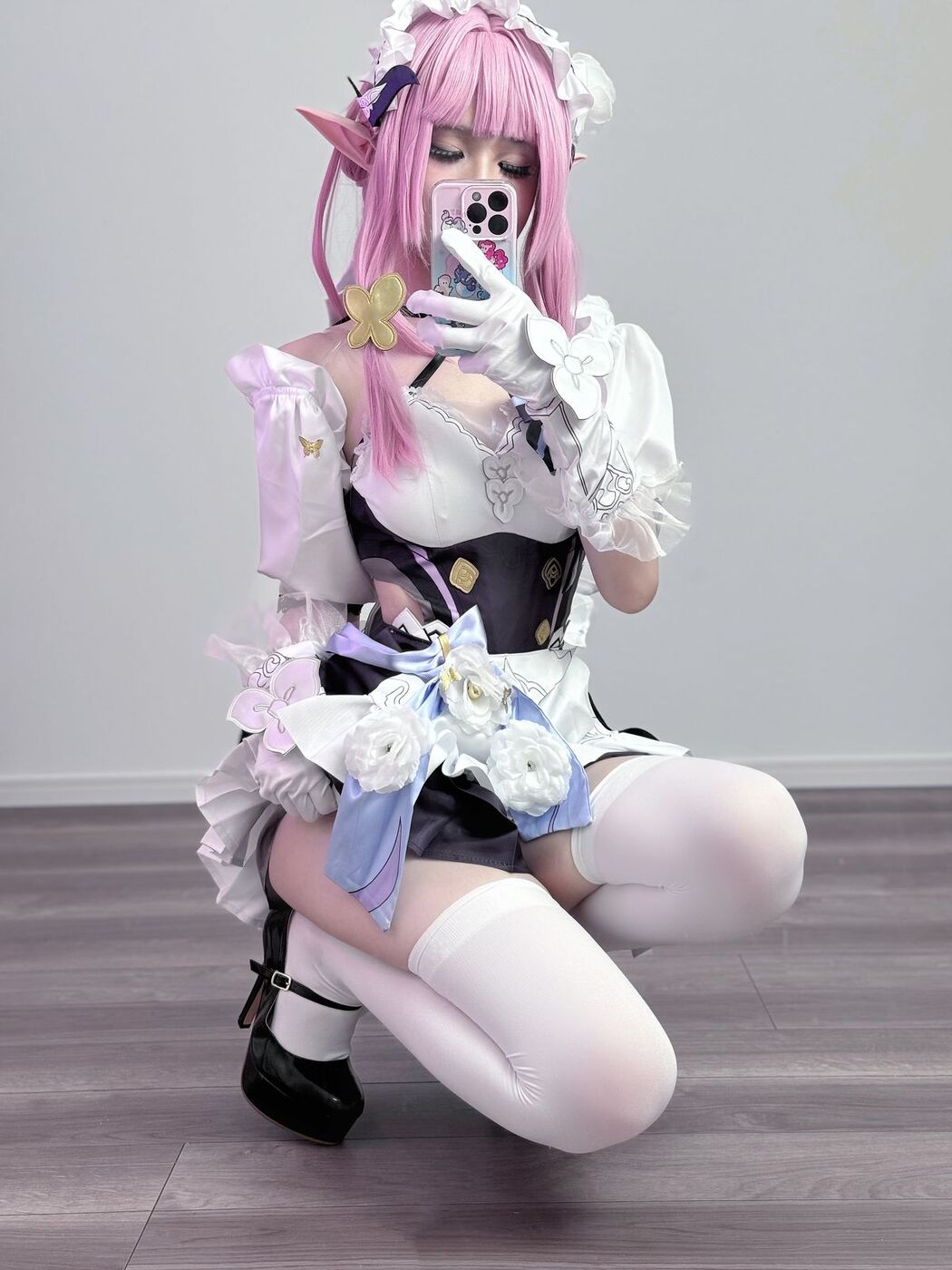 Coser@幼愛Youmeko – 崩坏3 爱莉希雅女仆装 (21P)