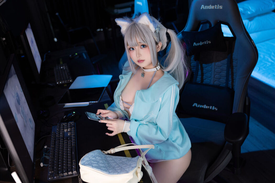 Coser@日奈娇 – 与网友的线下见面 Part01 (69P – 11V)