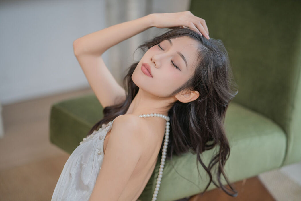 YiTuYu艺图语 Vol.8252 o1ne万 (26P)