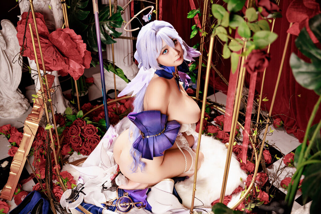 Coser@阿雪雪 &#8211; 崩坏 星穹铁道 知更鸟 (91P)