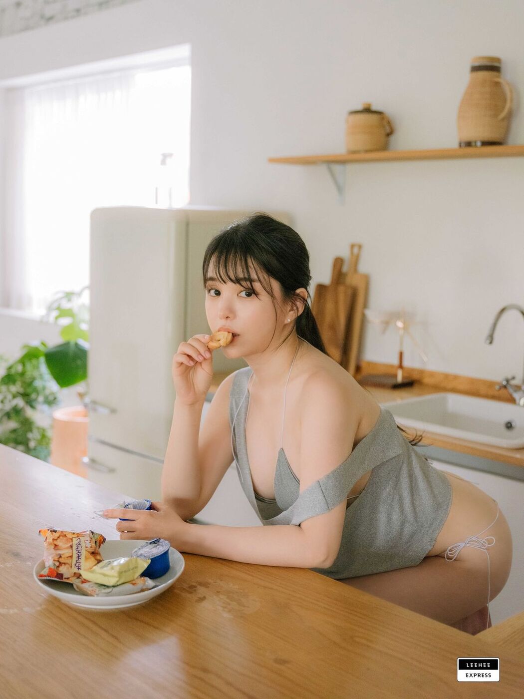 LE LEND-037 Yuri 유리 (66P)