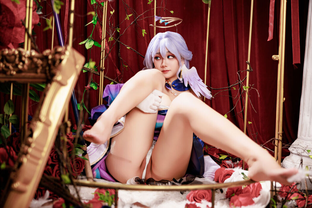 Coser@阿雪雪 &#8211; 崩坏 星穹铁道 知更鸟 (91P)