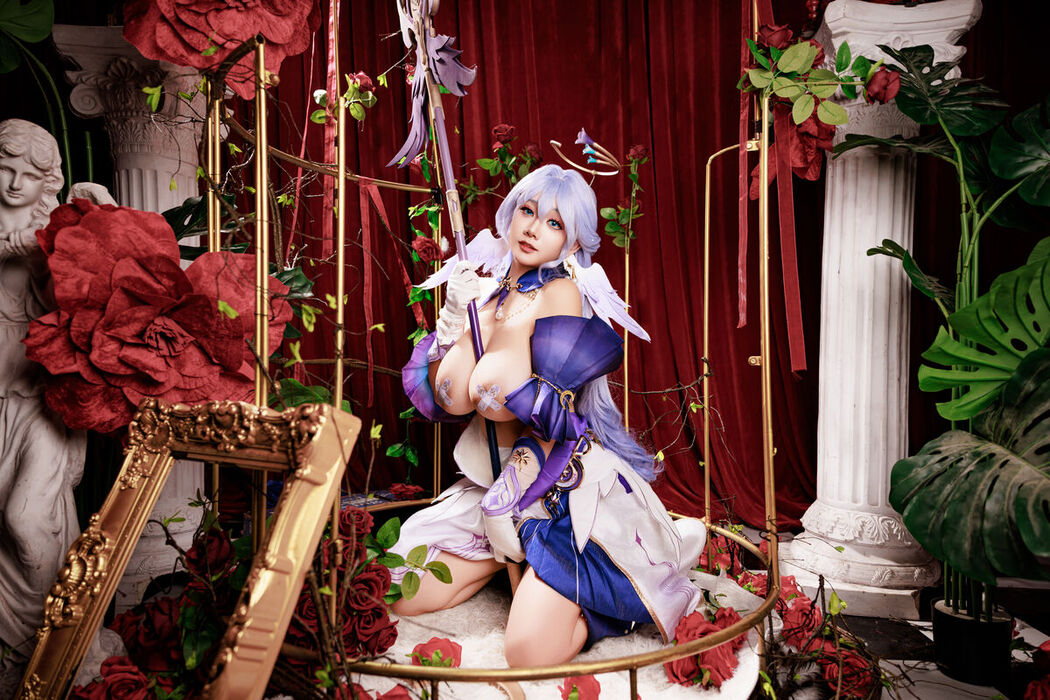 Coser@阿雪雪 &#8211; 崩坏 星穹铁道 知更鸟 (91P)