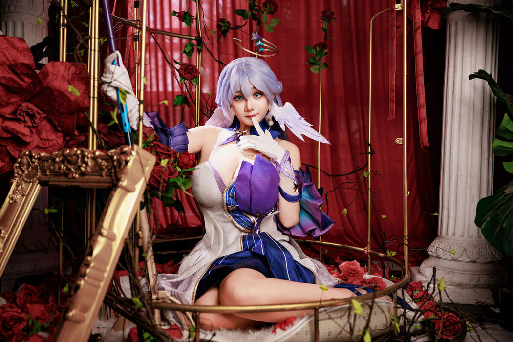 Coser@阿雪雪 &#8211; 崩坏 星穹铁道 知更鸟 (91P)