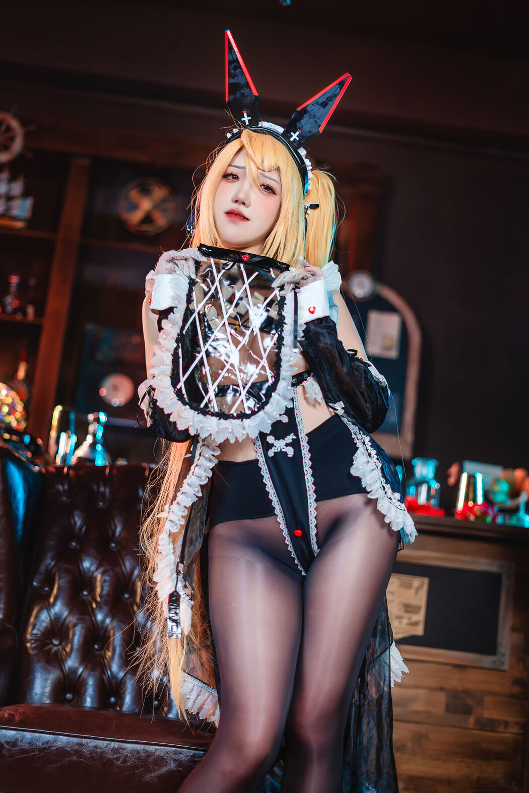 Coser@阿薰kaOri &#8211; 咎瓦尤斯 (72P &#8211; 4V)