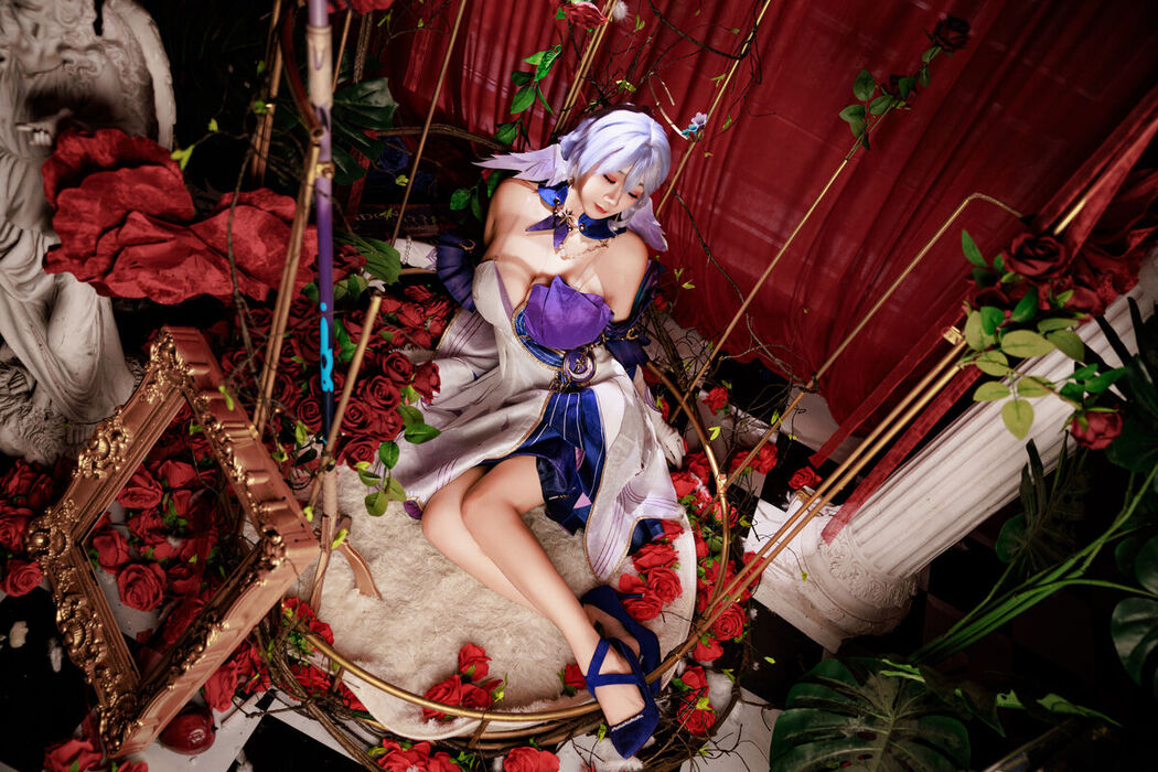 Coser@阿雪雪 &#8211; 崩坏 星穹铁道 知更鸟 (91P)