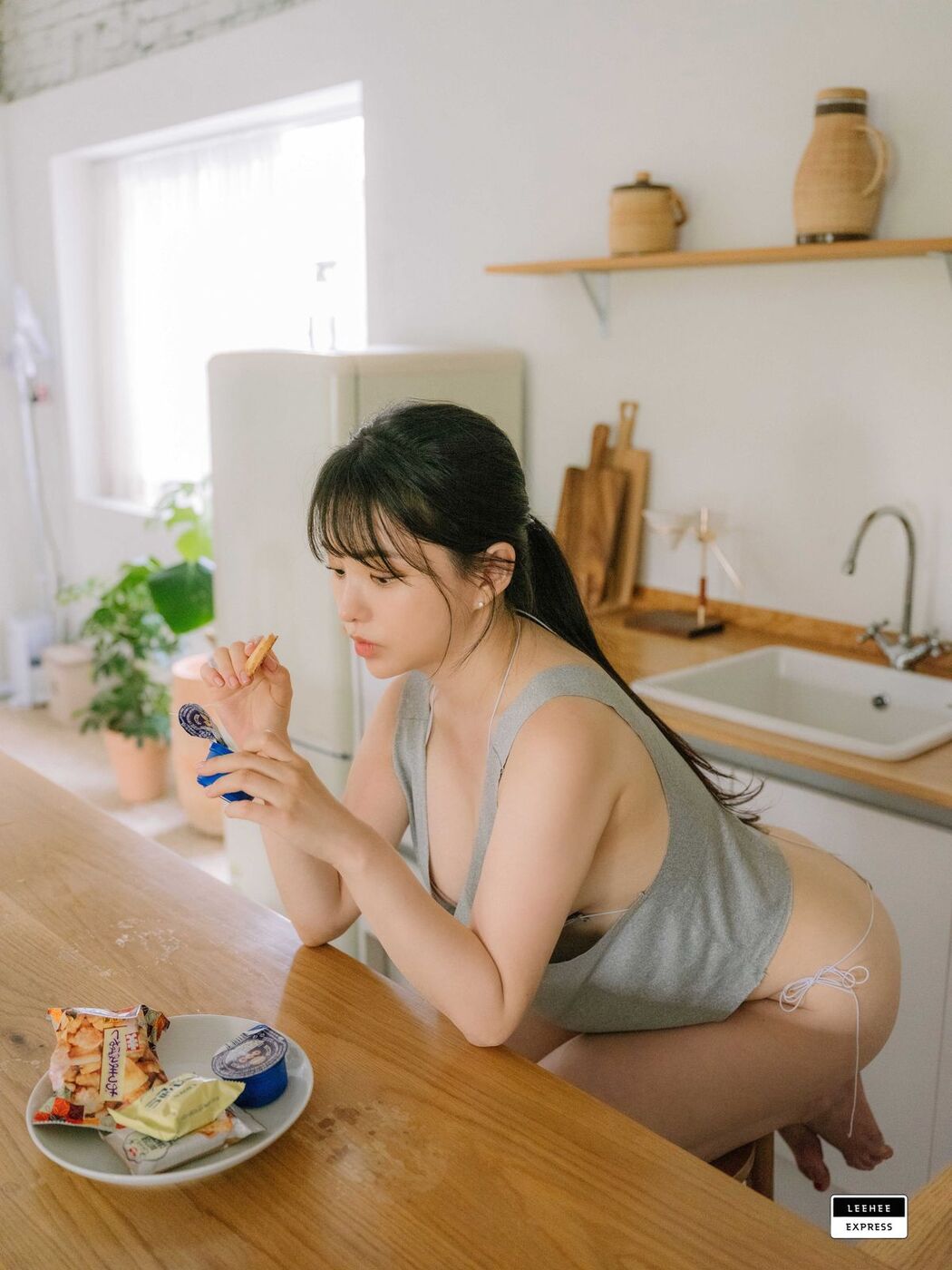 LE LEND-037 Yuri 유리 (66P)
