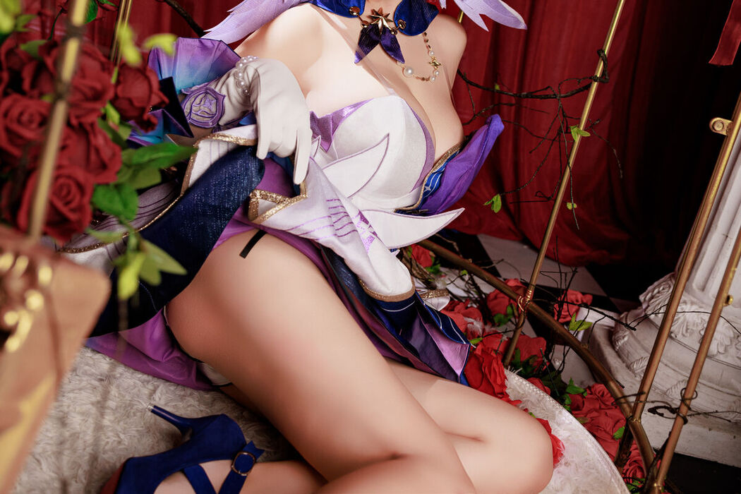 Coser@阿雪雪 &#8211; 崩坏 星穹铁道 知更鸟 (91P)
