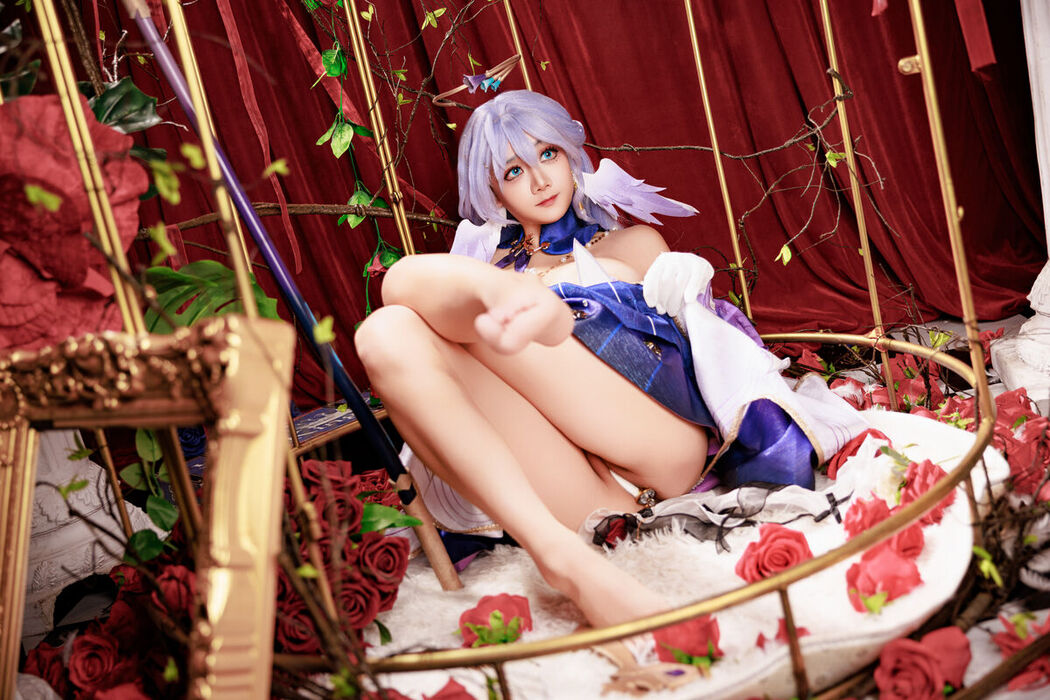 Coser@阿雪雪 &#8211; 崩坏 星穹铁道 知更鸟 (91P)