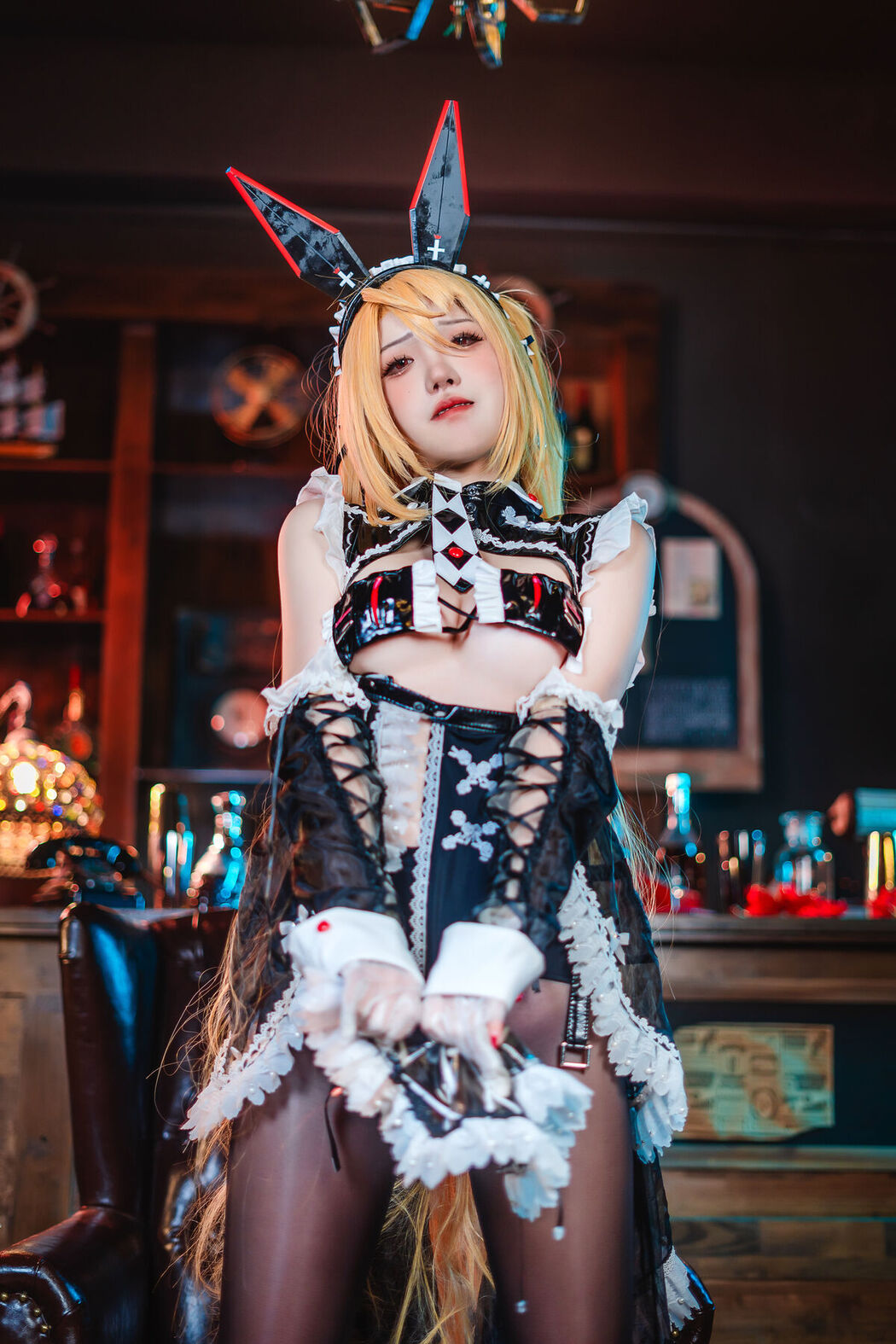 Coser@阿薰kaOri &#8211; 咎瓦尤斯 (72P &#8211; 4V)