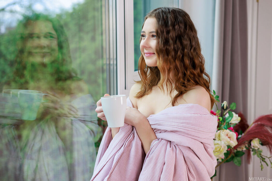 MetArt Muna &#8211; Presenting Muna Part1 (60P)