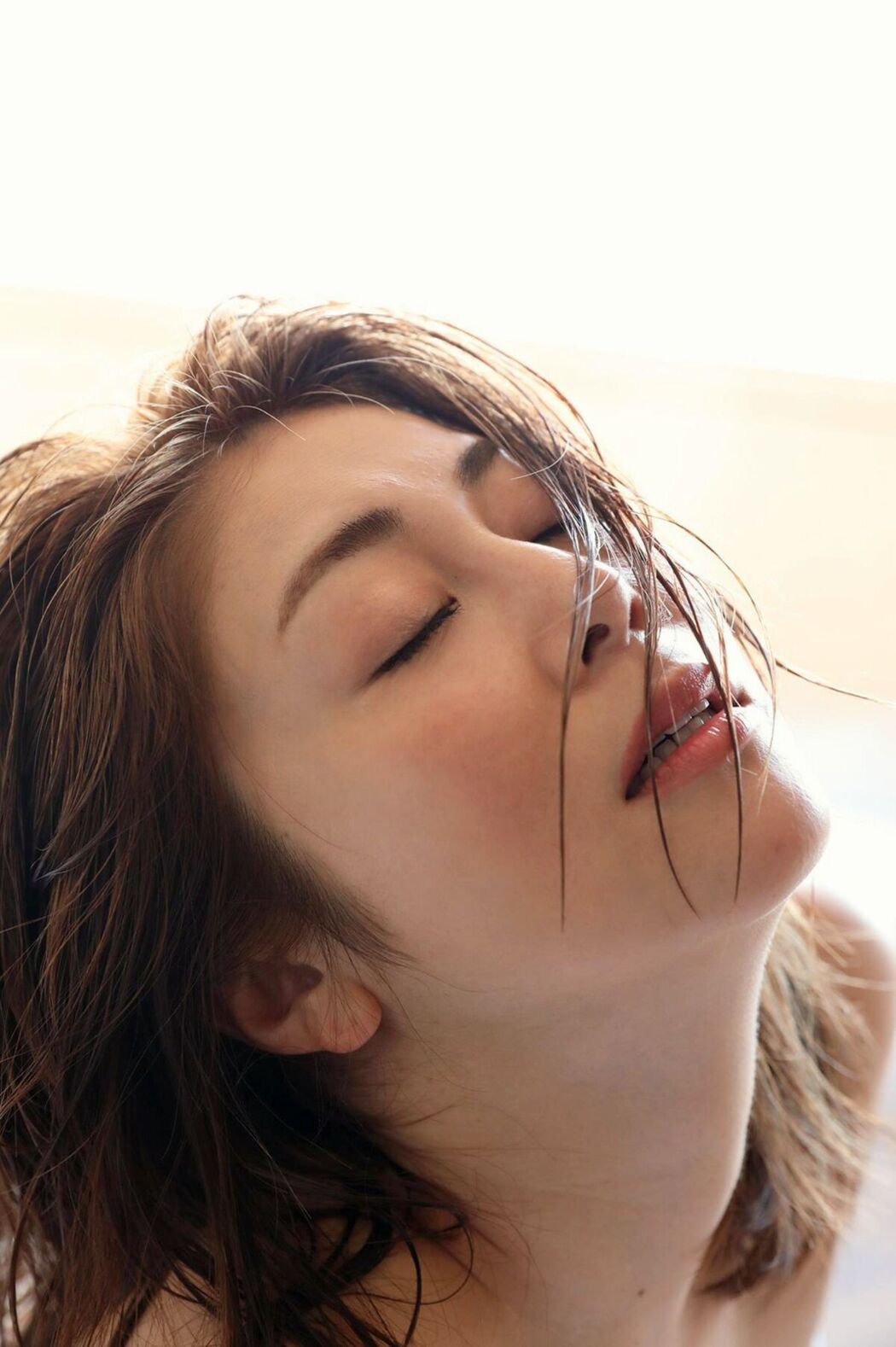 JP Atsuko Okamoto 岡元あつこ – ギュッと抱きしめて (86P)