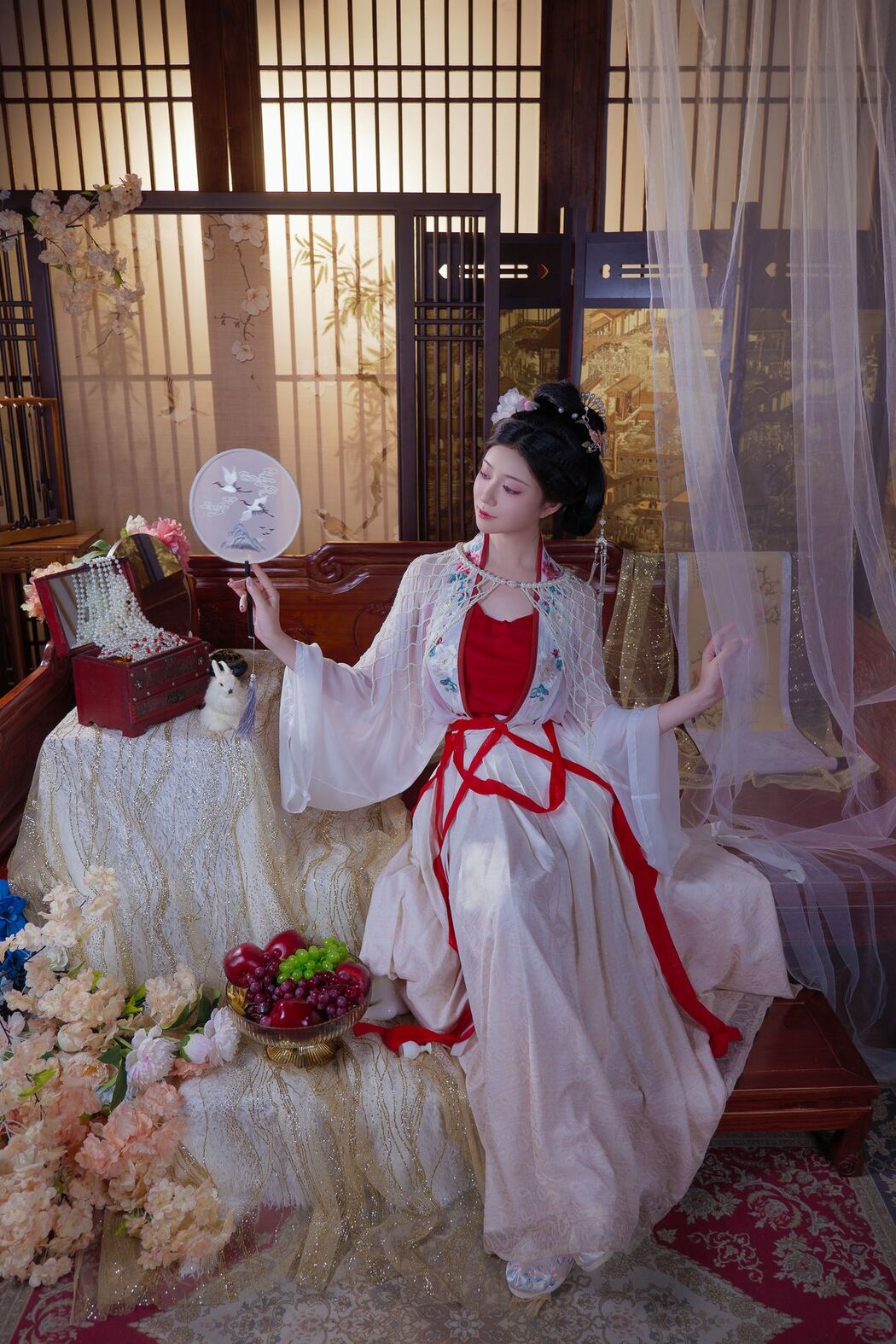 Coser@年年Nnian – 广寒宫 (81P)