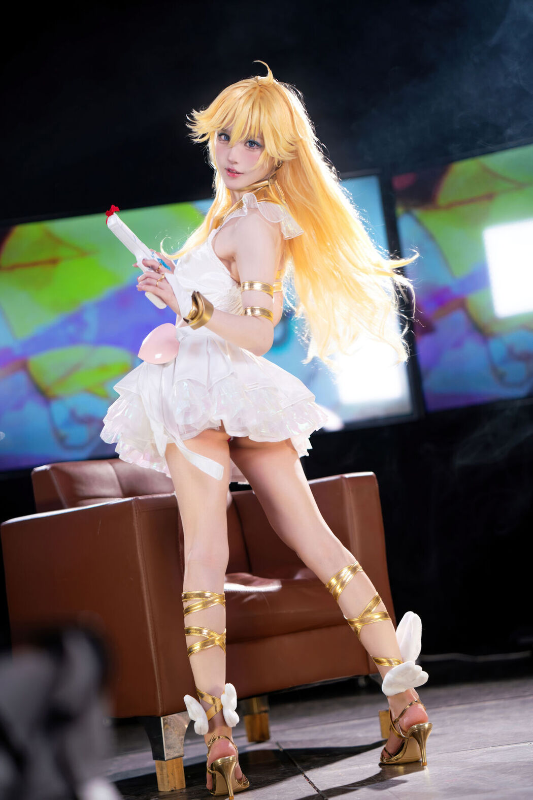Coser@阿包也是兔娘 And 苏苏苏Sofia &#8211; 吊带袜天使 (34P)