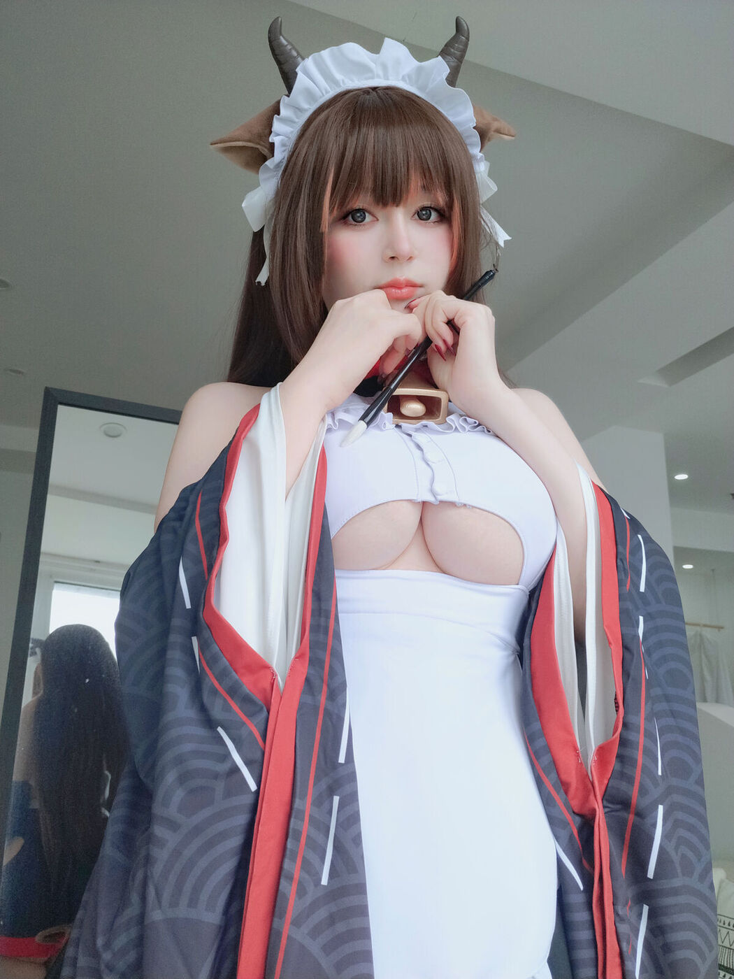 Coser@白银81 &#8211; 碧蓝航线 樫野 Part01 (47P &#8211; 3V)