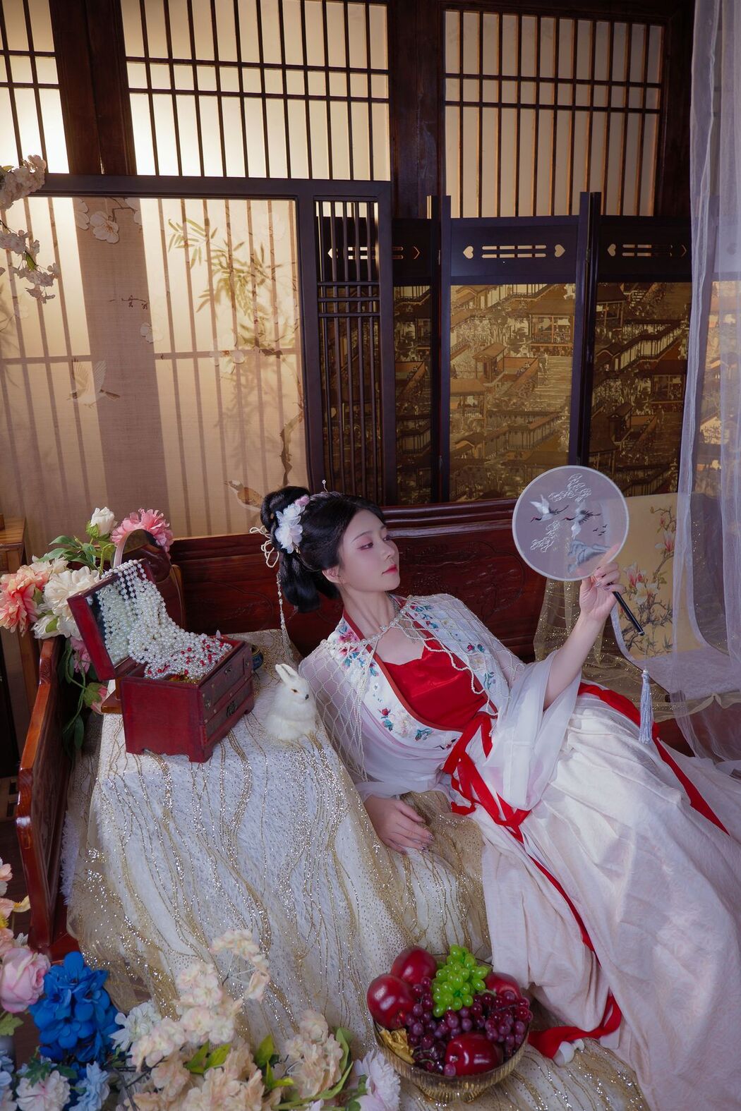 Coser@年年Nnian – 广寒宫 (81P)