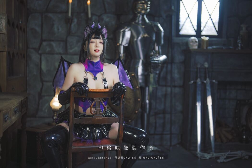Coser@落落Raku – 实习魅魔 (43P)