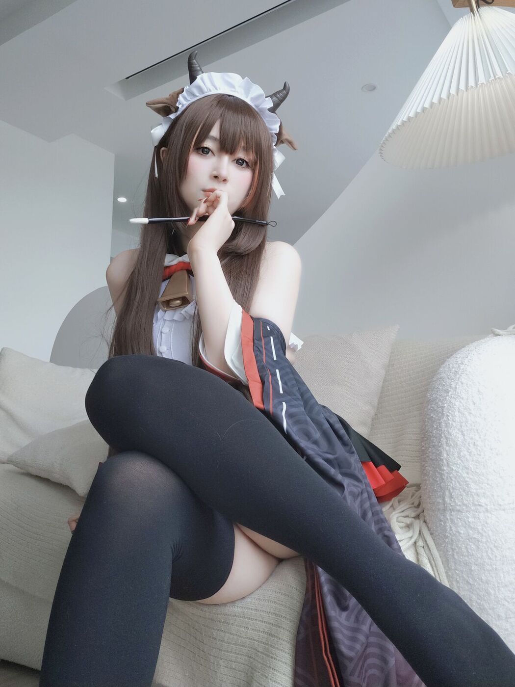 Coser@白银81 &#8211; 碧蓝航线 樫野 Part01 (47P &#8211; 3V)