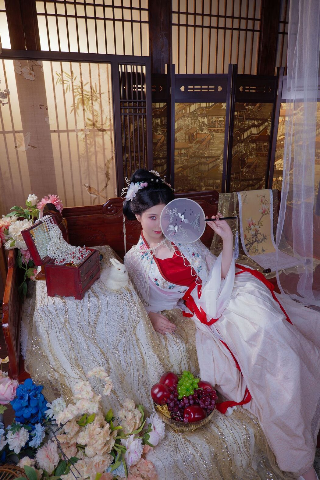 Coser@年年Nnian – 广寒宫 (81P)