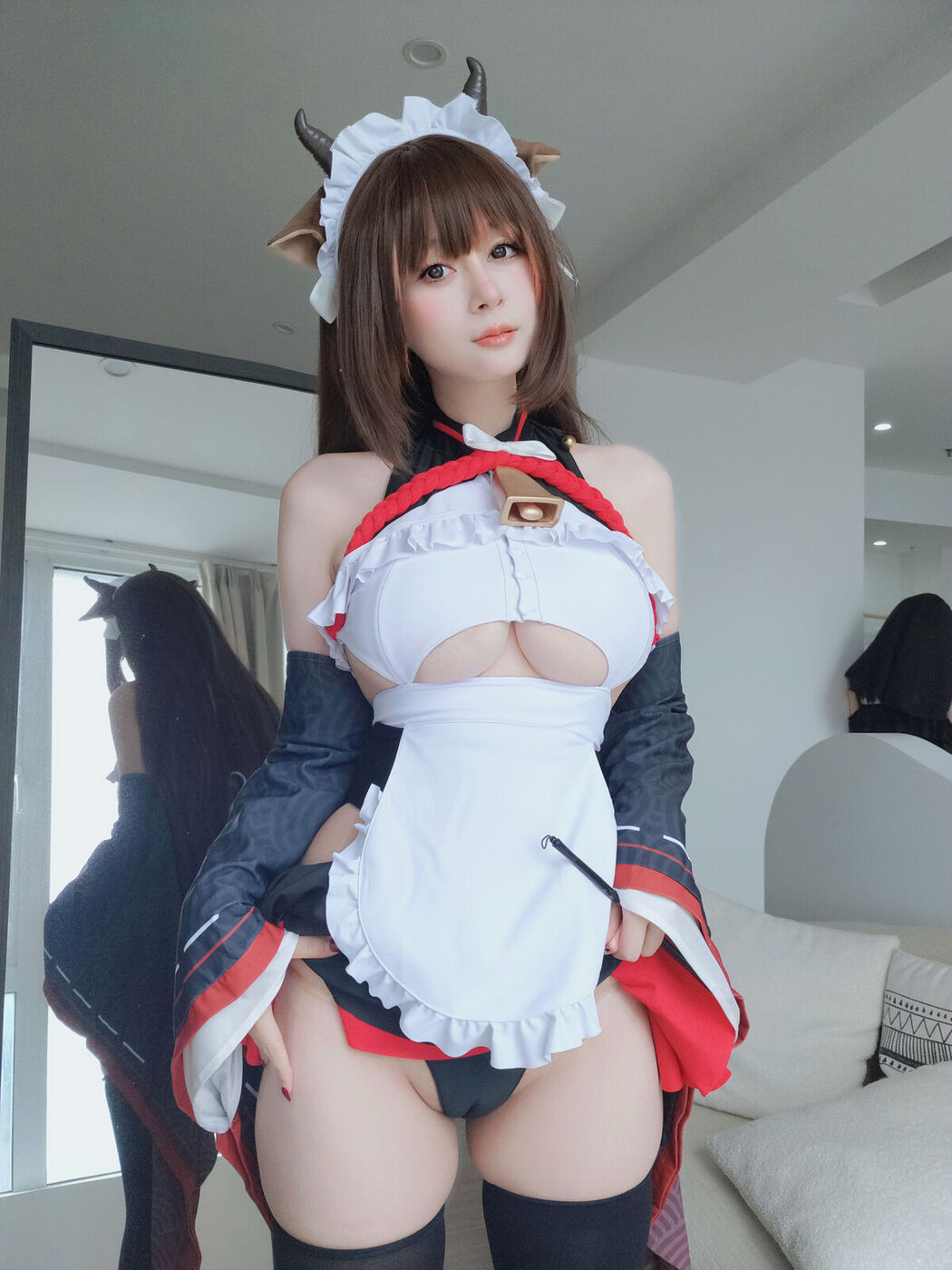 Coser@白银81 &#8211; 碧蓝航线 樫野 Part01 (47P &#8211; 3V)