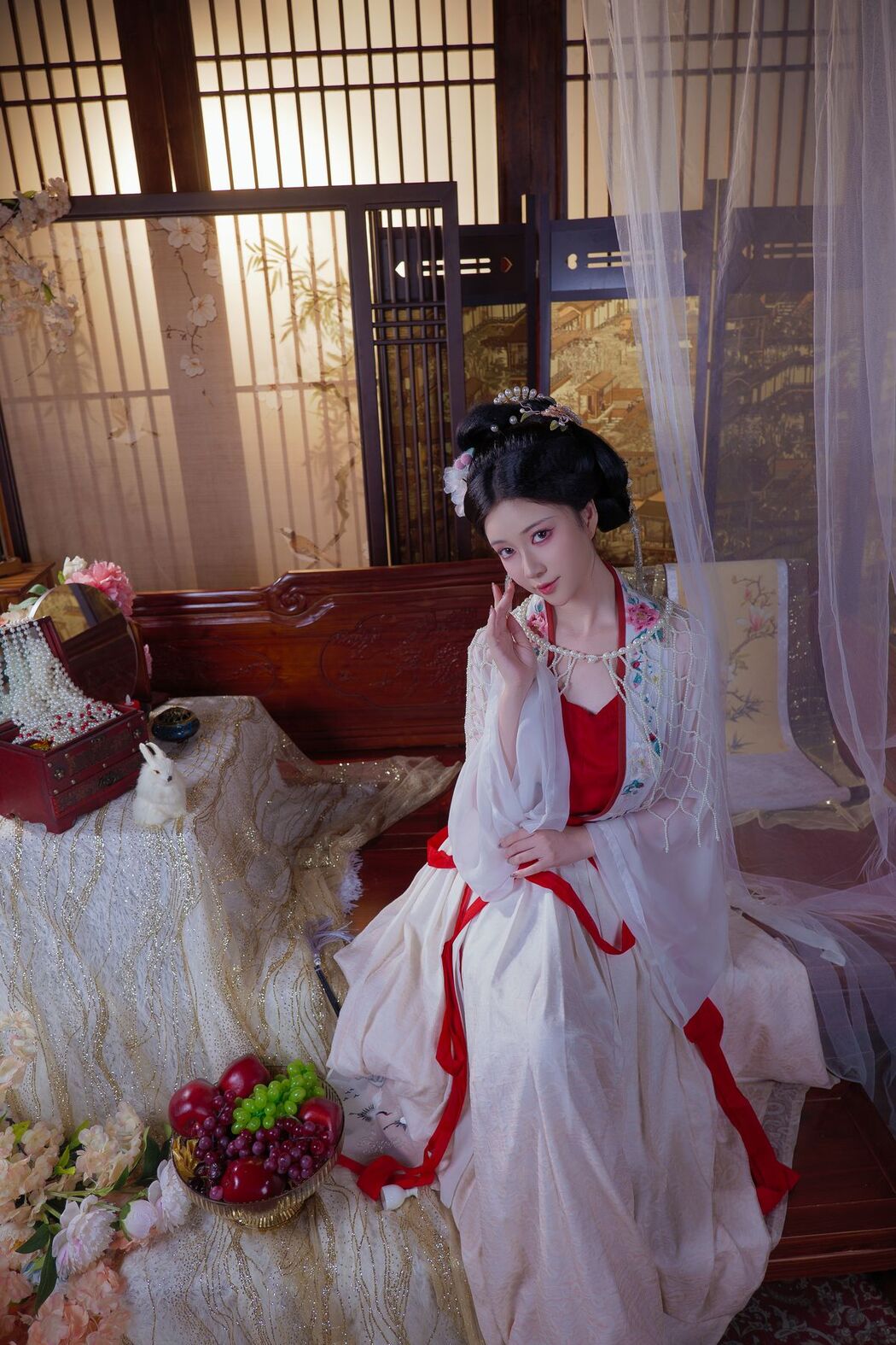 Coser@年年Nnian – 广寒宫 (81P)