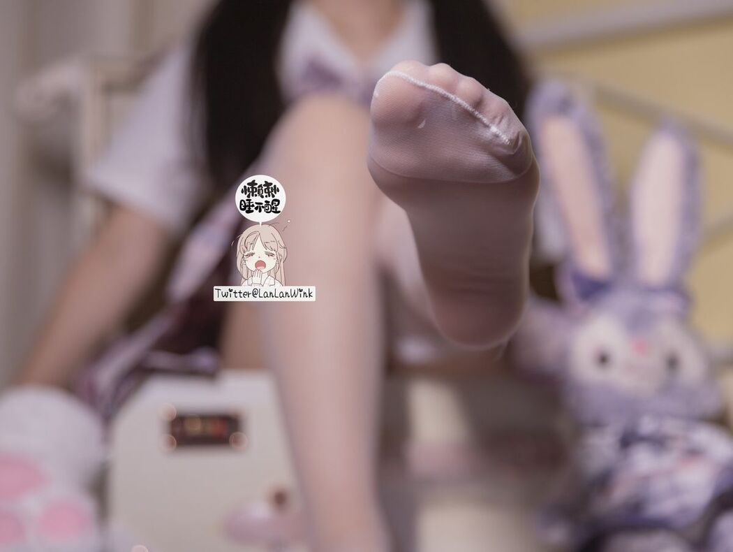 Coser@懒懒睡不醒 &#8211; 和闺蜜一起弹力摇 Part6 (45P)