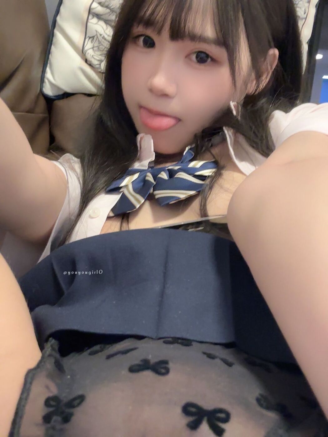 Coser@neko酱 – 黑丝吊带袜 (75P)