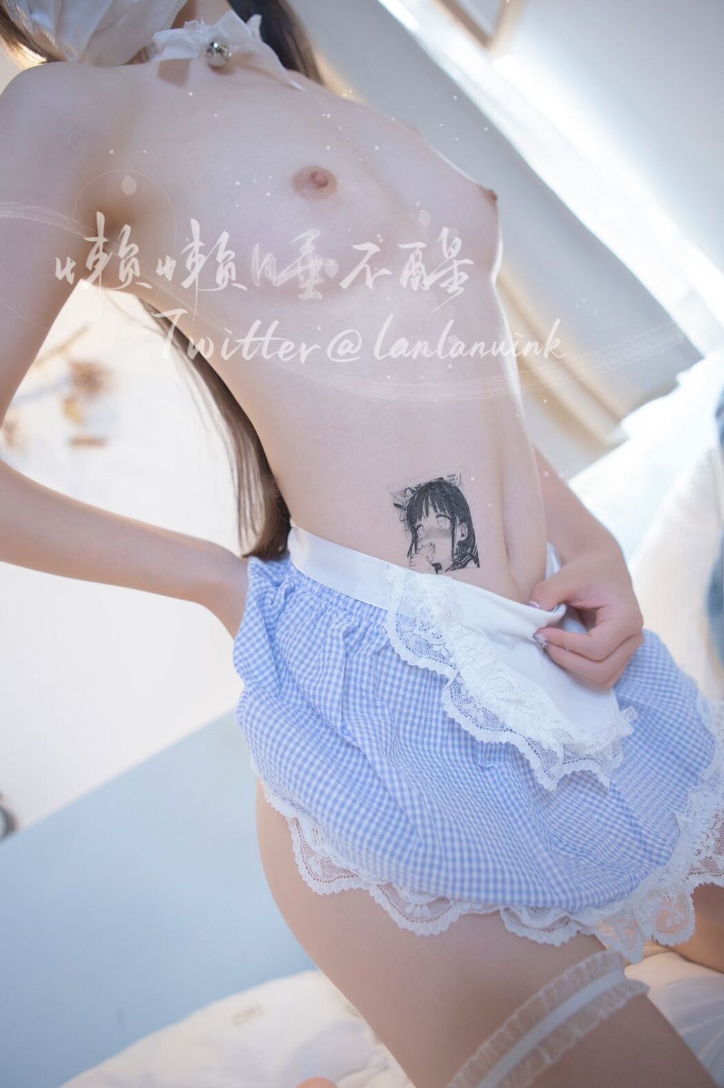 Coser@懒懒睡不醒 &#8211; 和闺蜜一起弹力摇 Part1 (46P &#8211; 33V)