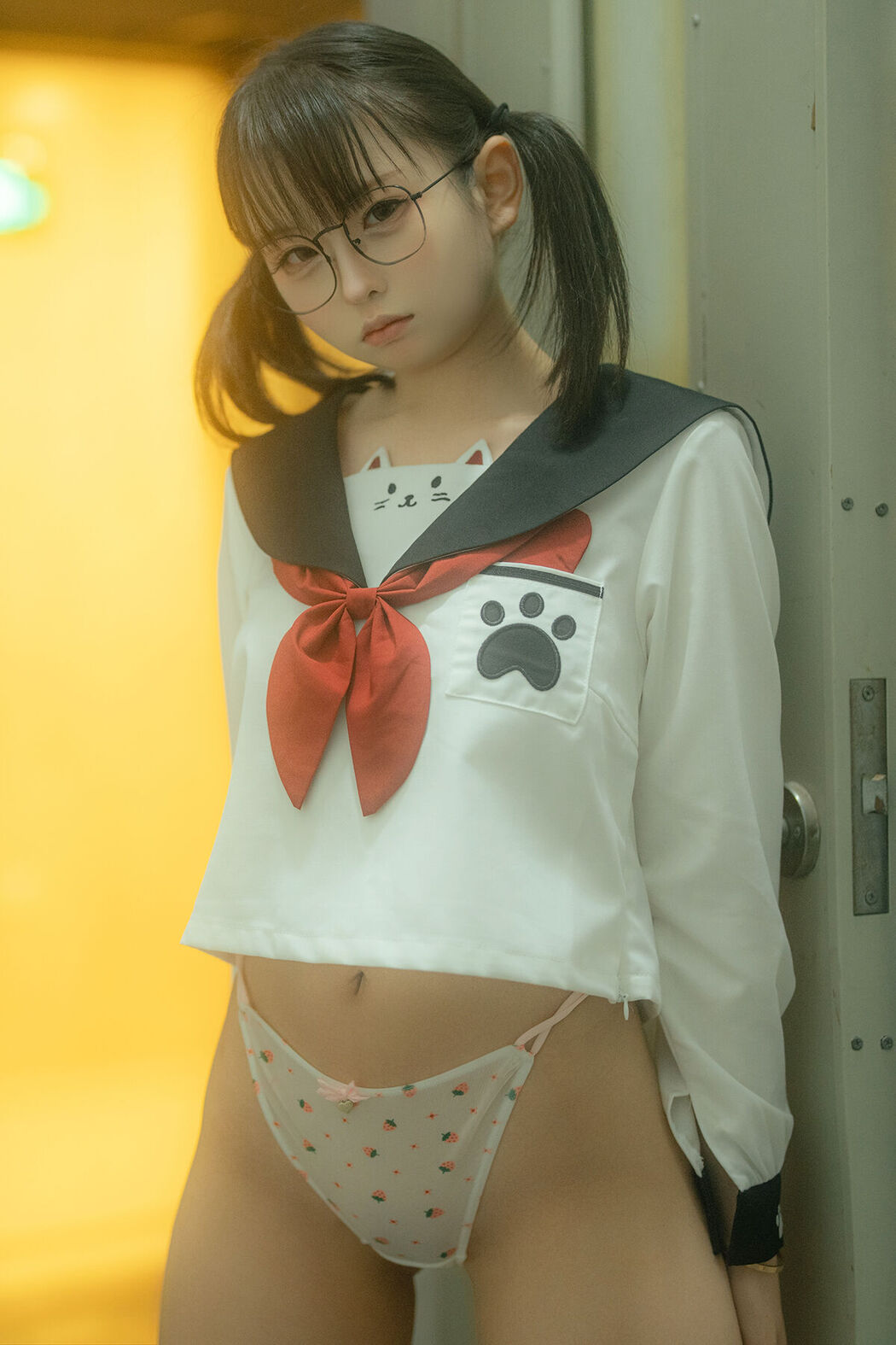 Coser@幼水铃衣 – 小蛋糕加JK (31P) Cover Photo