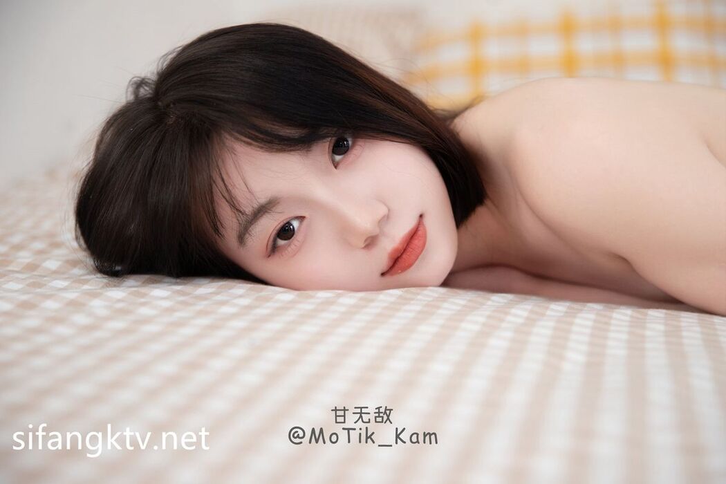 Coser@甘无敌 – 极品长腿女神 网红摄影大师 尺度私拍 (90P)