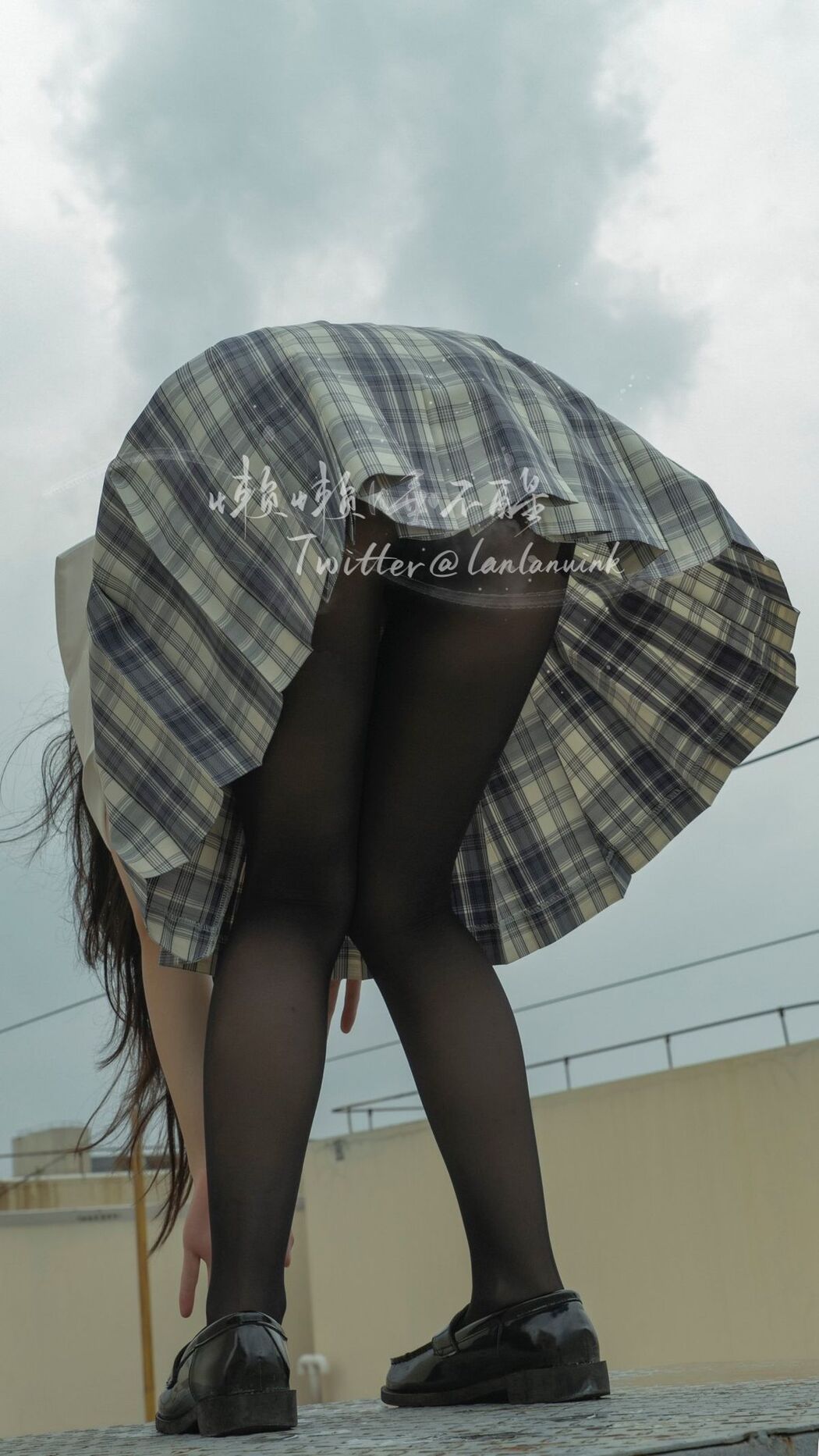 Coser@懒懒睡不醒 &#8211; 和闺蜜一起弹力摇 Part5 (45P)