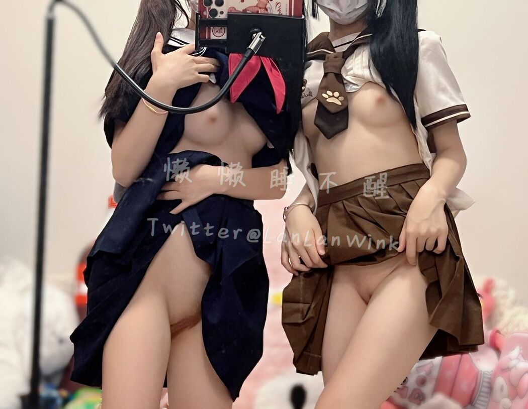 Coser@懒懒睡不醒 &#8211; 和闺蜜一起弹力摇 Part4 (45P)