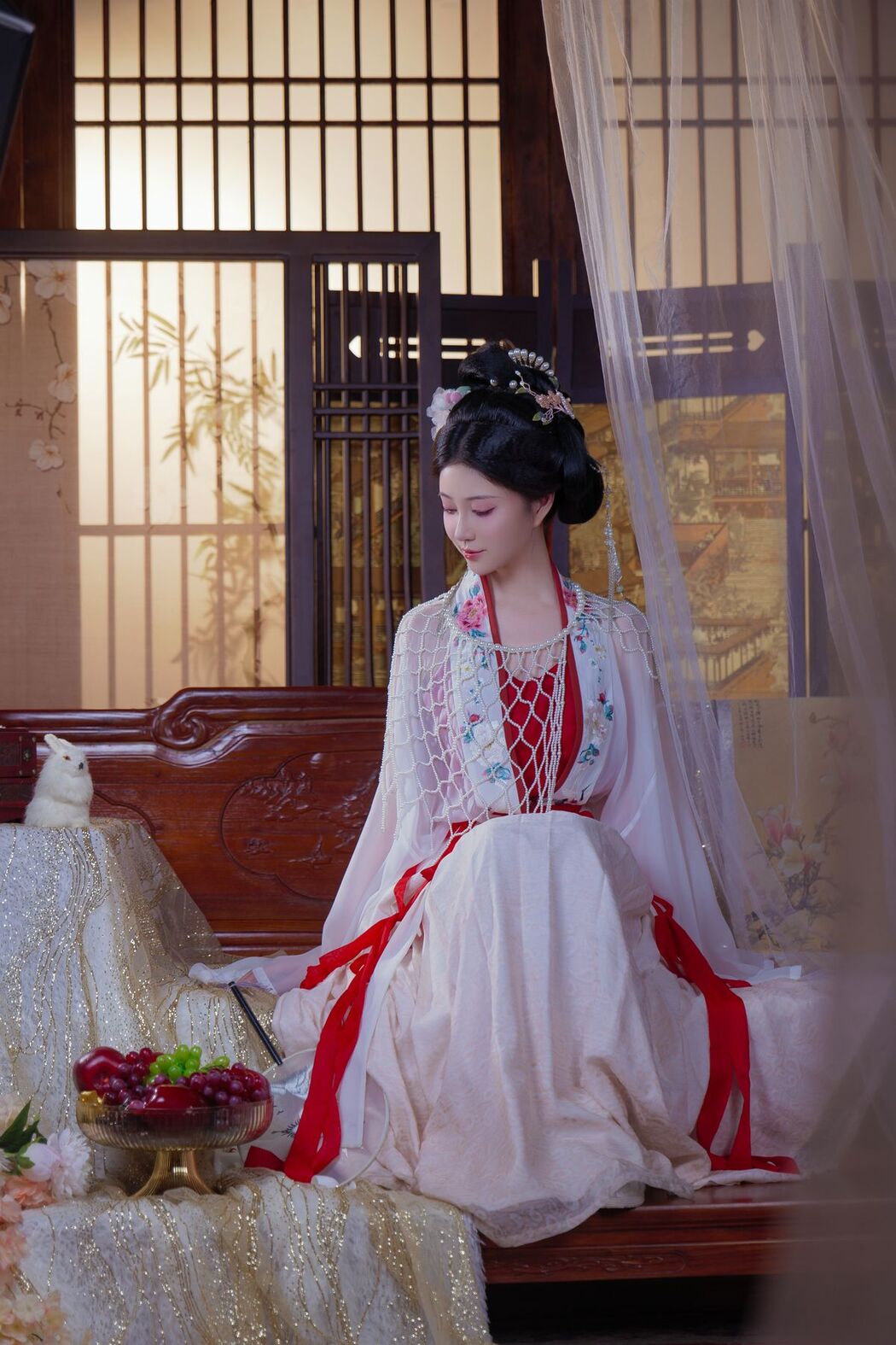 Coser@年年Nnian – 广寒宫 (81P)