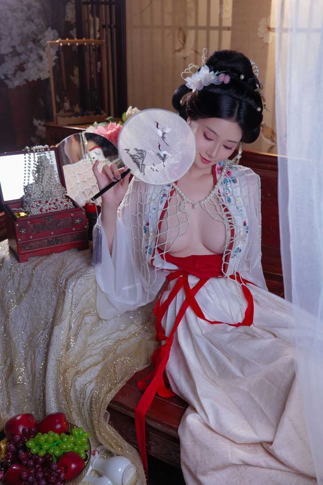 Coser@年年Nnian – 广寒宫 (81P)