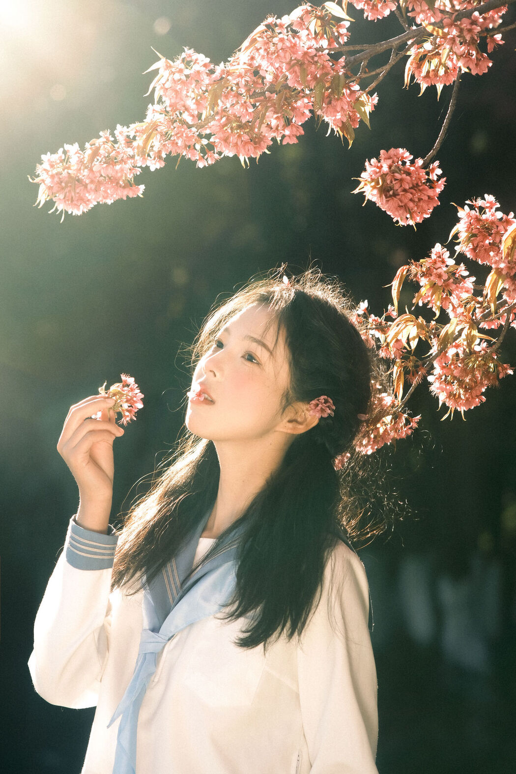 YiTuYu艺图语 Vol.8265 乐意李 (23P)