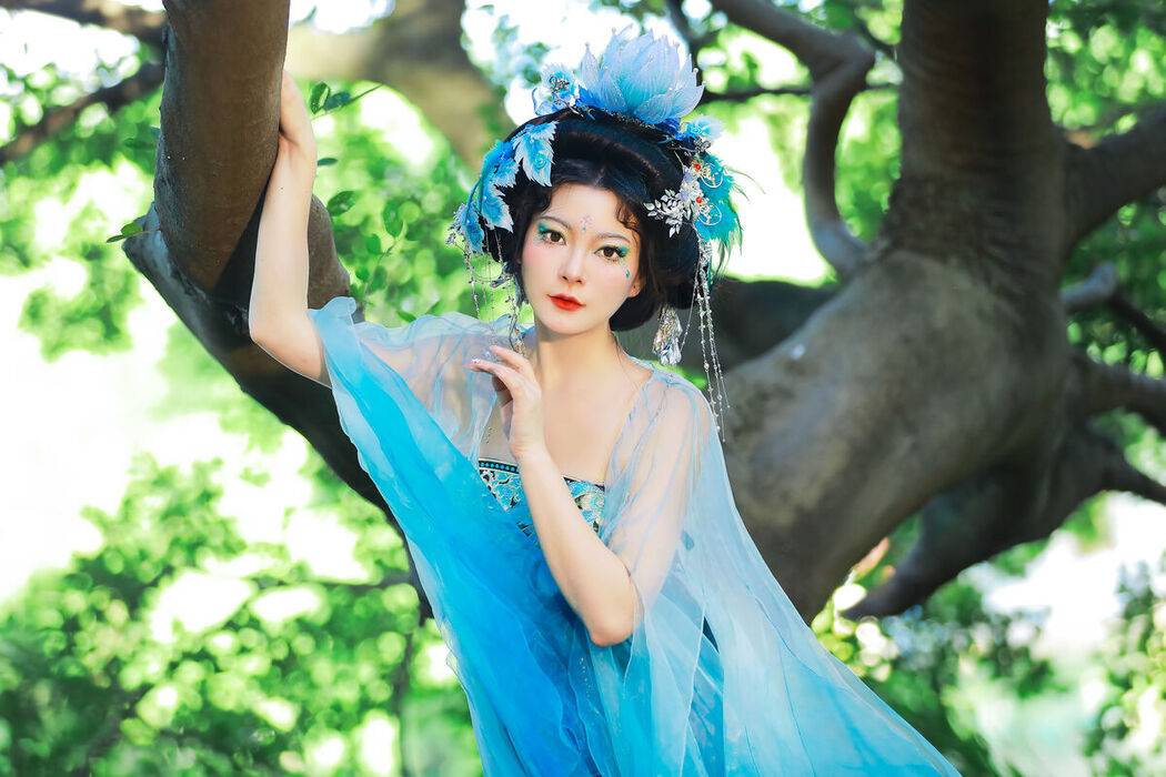 YiTuYu艺图语 Vol.8261 猫子子 (23P)