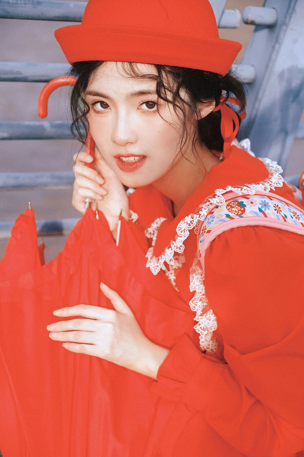 YiTuYu艺图语 Vol.8266 烛卿 (16P) Cover Photo
