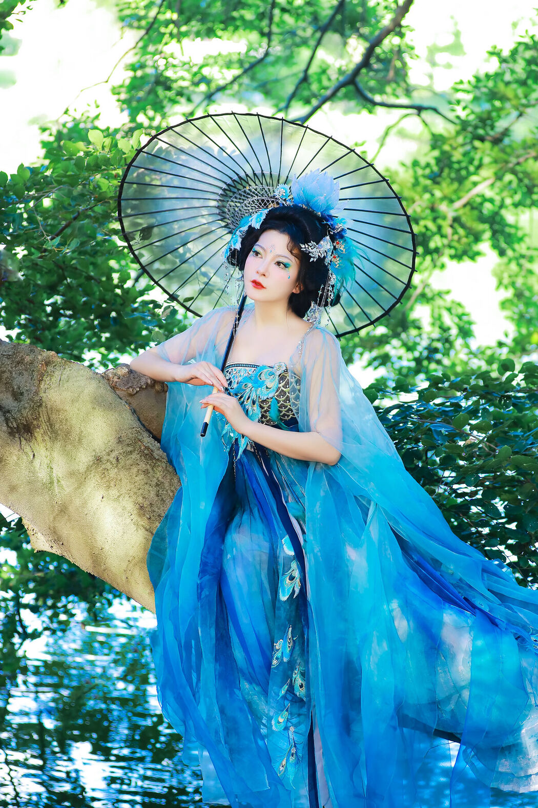 YiTuYu艺图语 Vol.8261 猫子子 (23P)