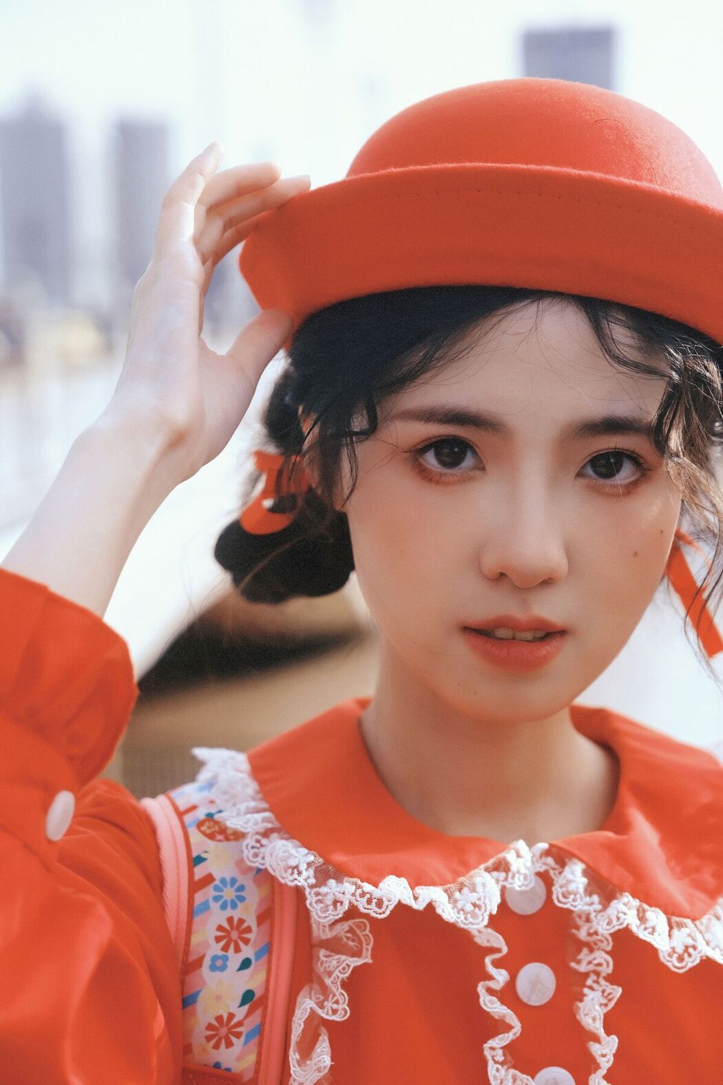 YiTuYu艺图语 Vol.8266 烛卿 (16P)