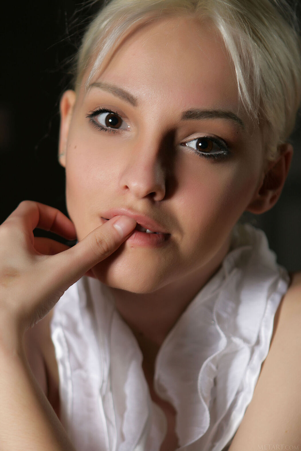MetArt Kira W – Ditamre Part2 (63P)