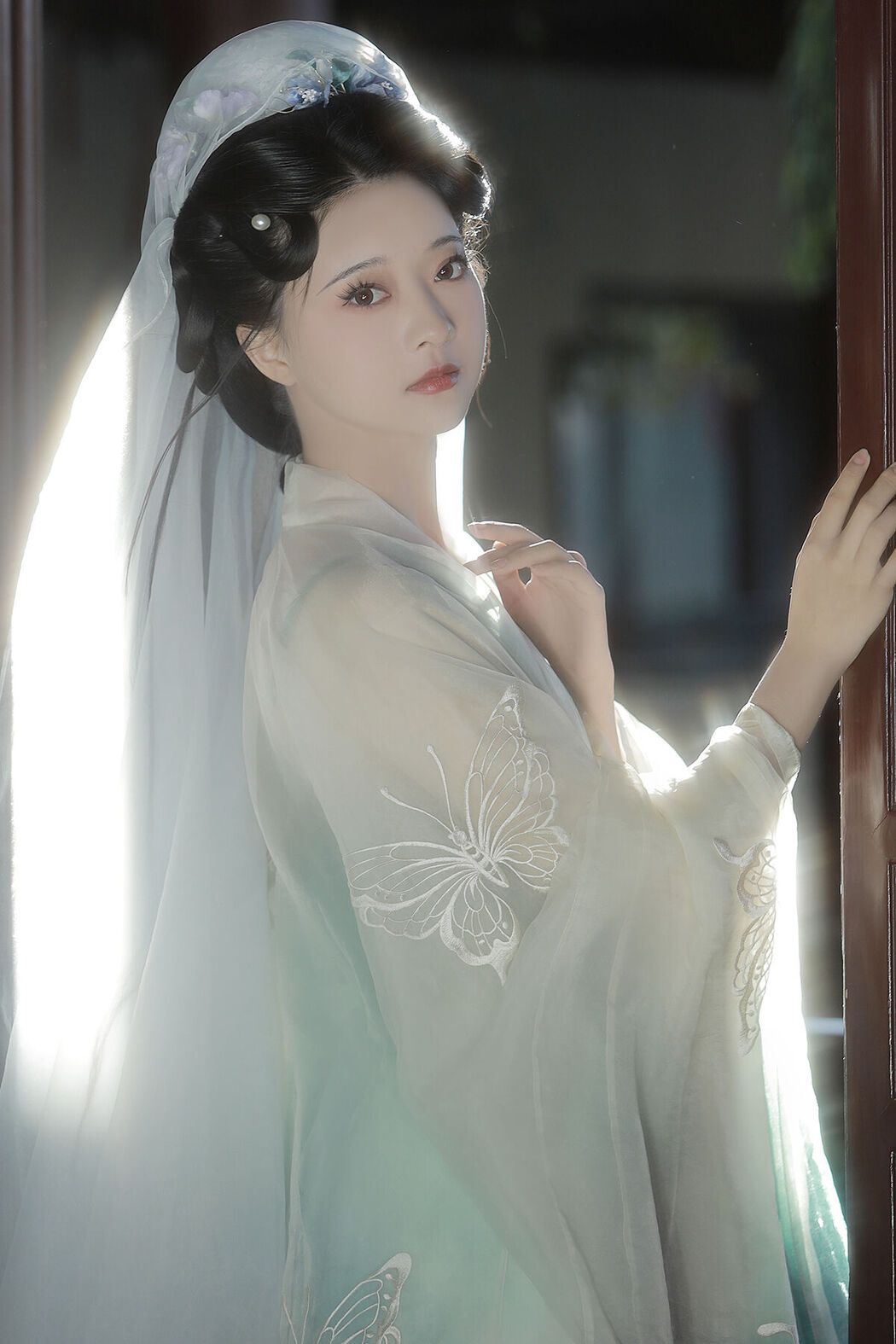 YiTuYu艺图语 Vol.8269 一固美撇捺 (26P) Cover Photo